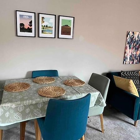 Town Centre Apartment With Parking Валингфорд Экстерьер фото